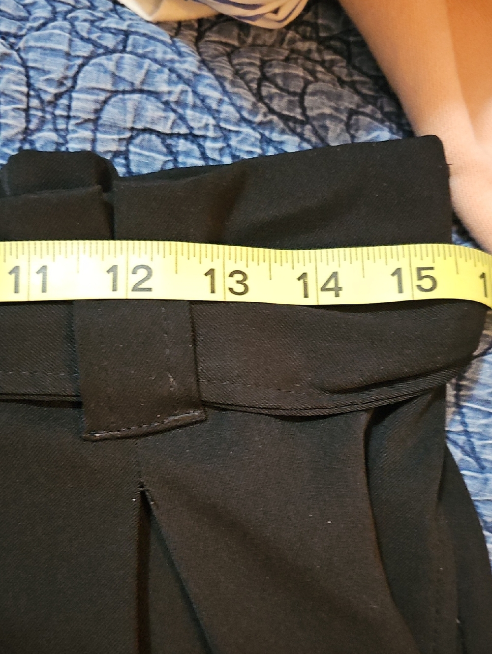 Max Studio Black Tie-Front High Waist Shorts - Picture 5 of 7